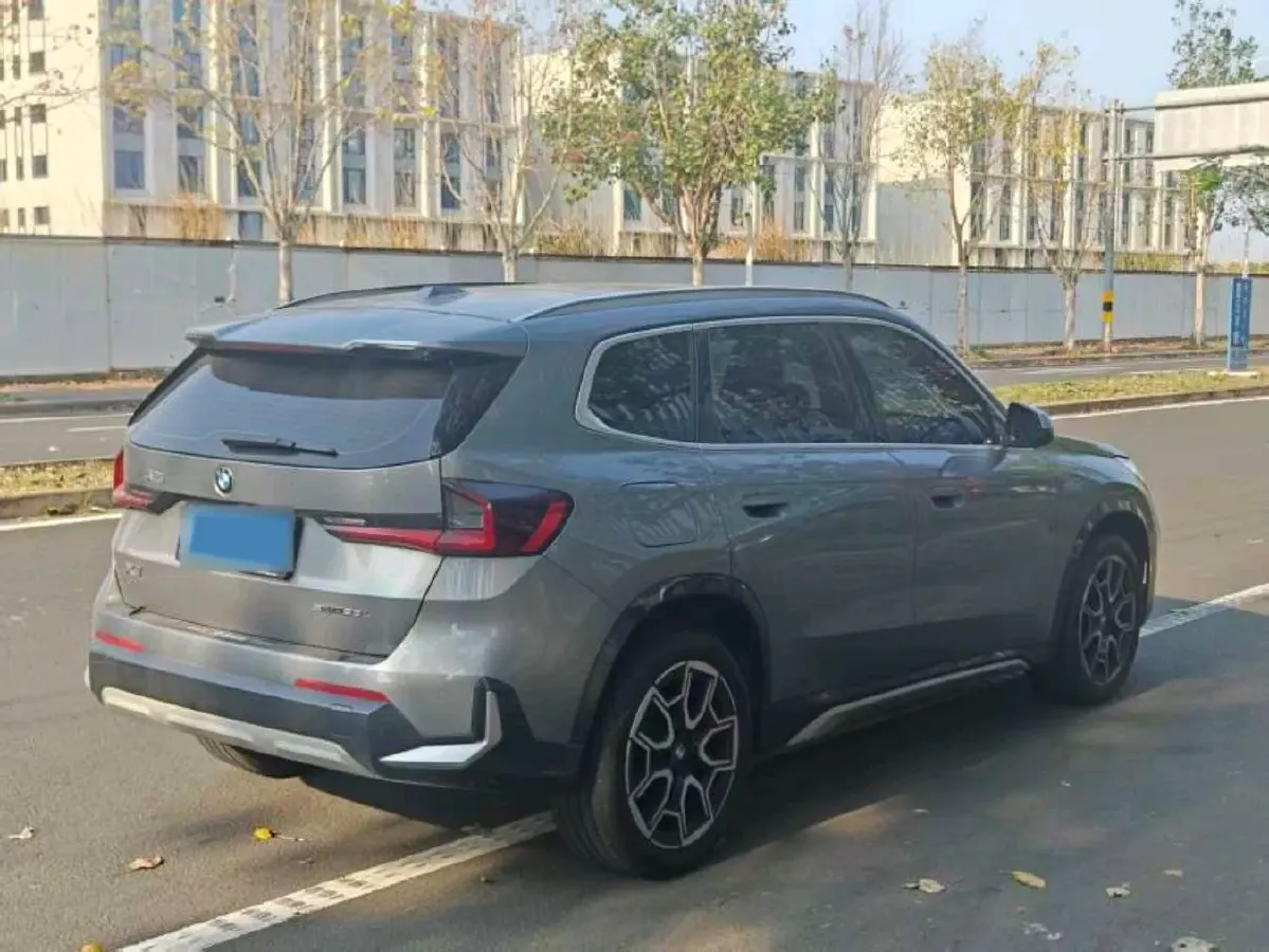 2023 BMW X1 2.0T 204HP L4 7DCT,autocango,china used car exporter,china ev exporter,chinese used car exporter,chinese used ev exporter