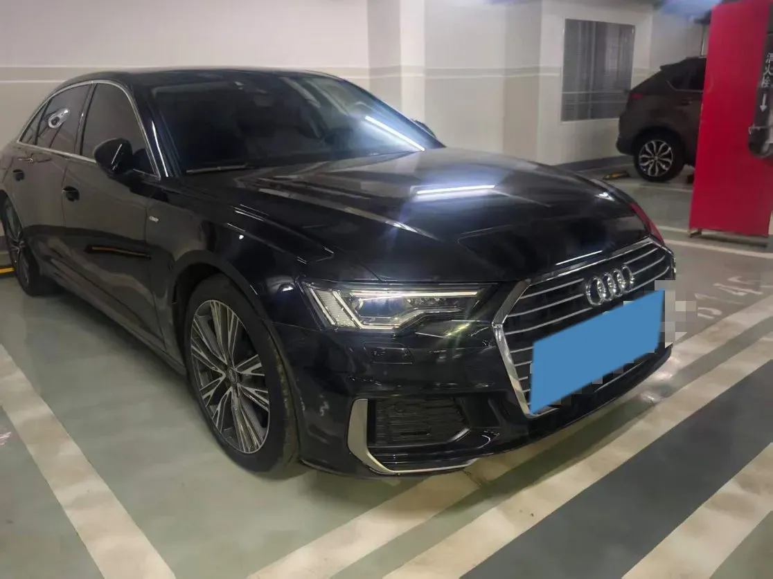 2021 Audi A6L 2.0T 224HP L4 7DCT,autocango,china used car exporter,china ev exporter,chinese used car exporter,chinese used ev exporter