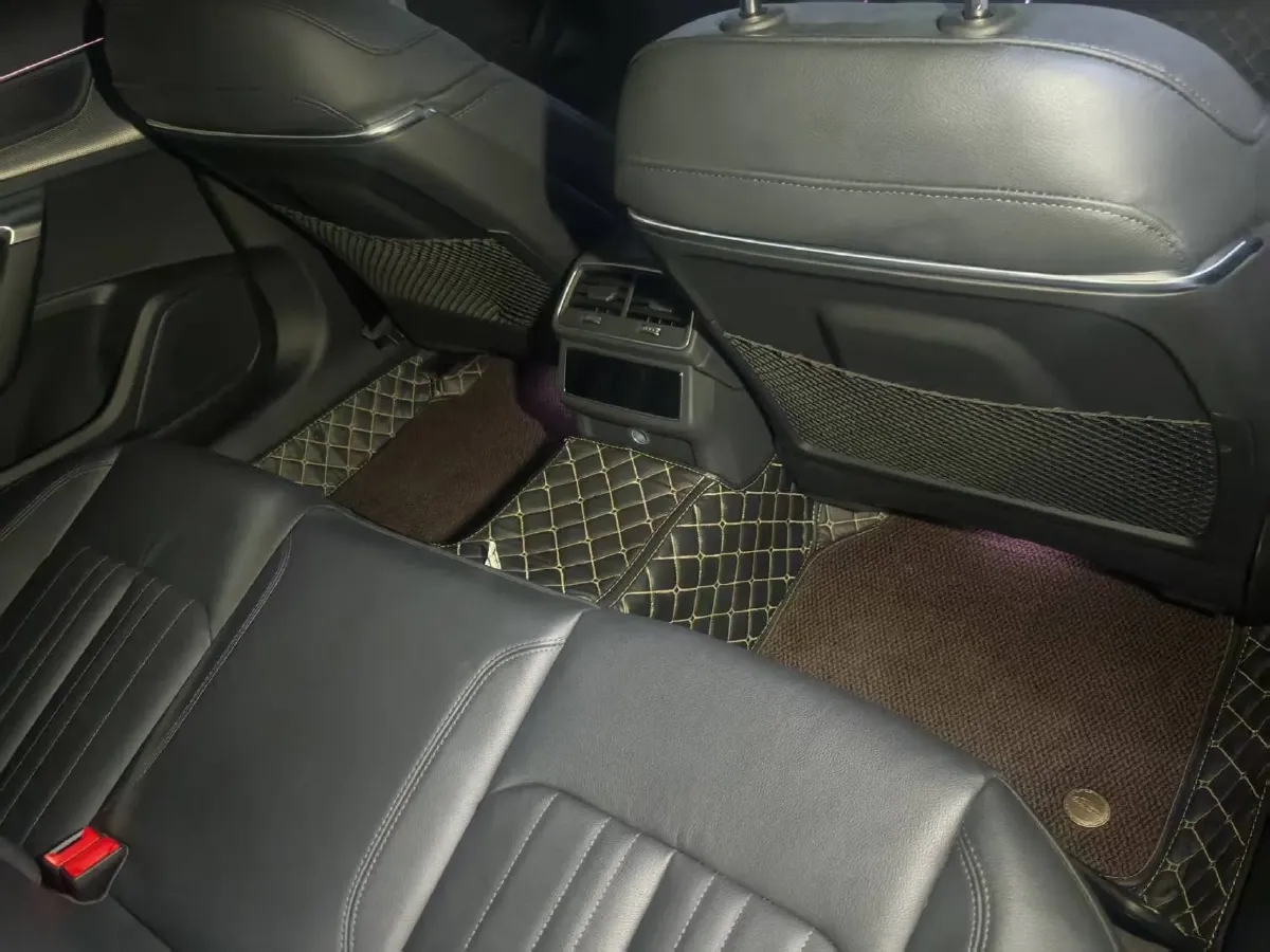 2021 Audi A6L 2.0T 224HP L4 7DCT,autocango,china used car exporter,china ev exporter,chinese used car exporter,chinese used ev exporter