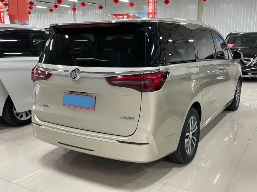 2022 Buick GL8 2.0T 237HP L4 9AT,autocango,china used car exporter,china ev exporter,chinese used car exporter,chinese used ev exporter