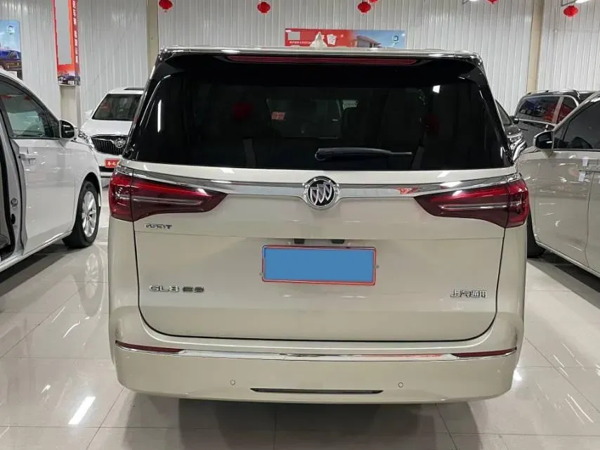 2022 Buick GL8 2.0T 237HP L4 9AT,autocango,china used car exporter,china ev exporter,chinese used car exporter,chinese used ev exporter