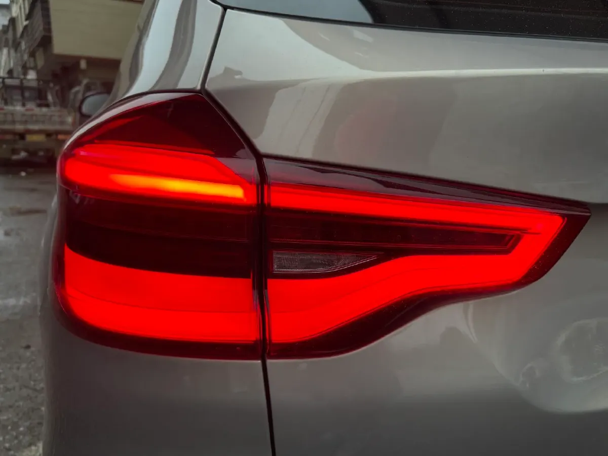 2021 BMW X3 2.0T 224HP L4 8AT,autocango,china used car exporter,china ev exporter,chinese used car exporter,chinese used ev exporter