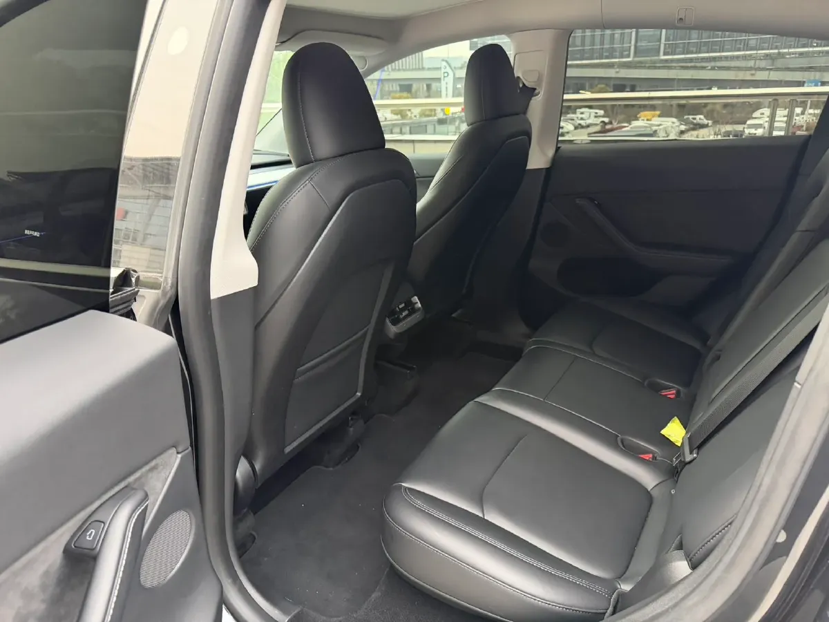 2024 Iveco OuSheng BEV 77.28KWH,autocango,china used car exporter,china ev exporter,chinese used car exporter,chinese used ev exporter