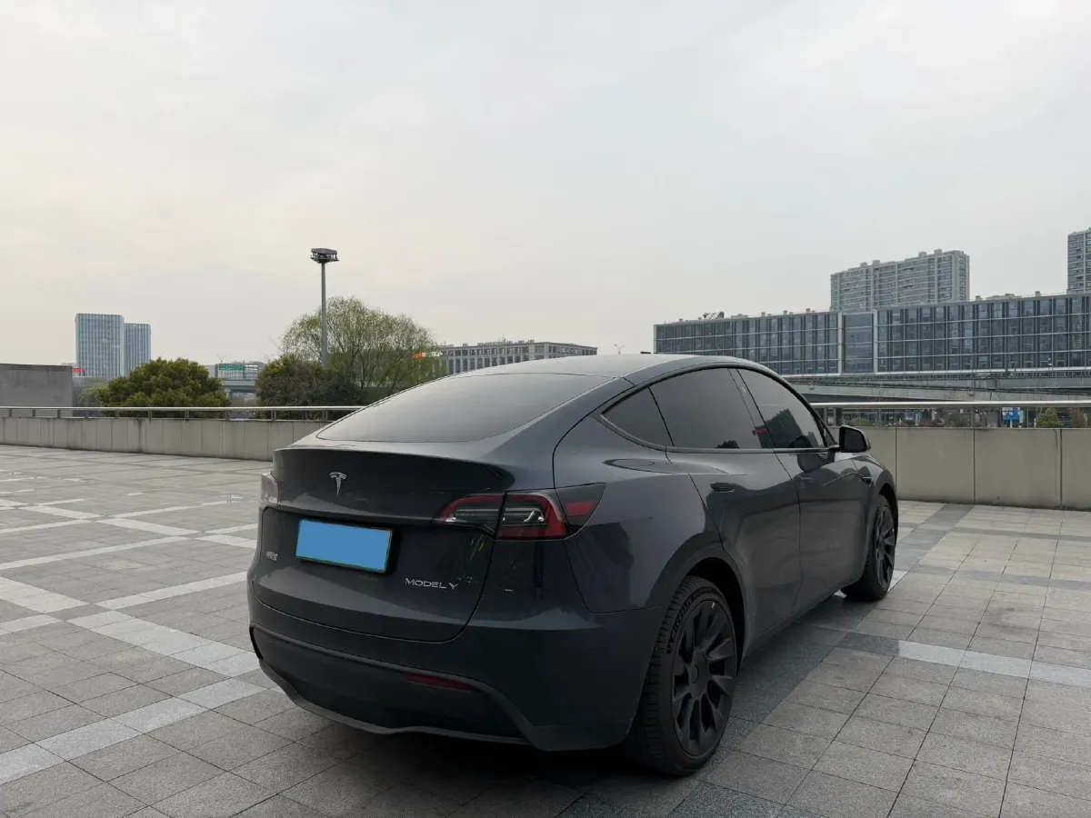 2024 Iveco OuSheng BEV 77.28KWH,autocango,china used car exporter,china ev exporter,chinese used car exporter,chinese used ev exporter