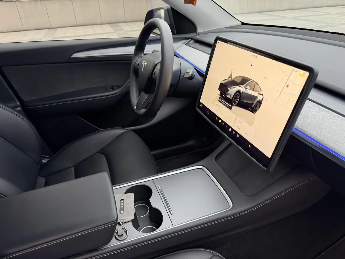 2024 Iveco OuSheng BEV 77.28KWH,autocango,china used car exporter,china ev exporter,chinese used car exporter,chinese used ev exporter