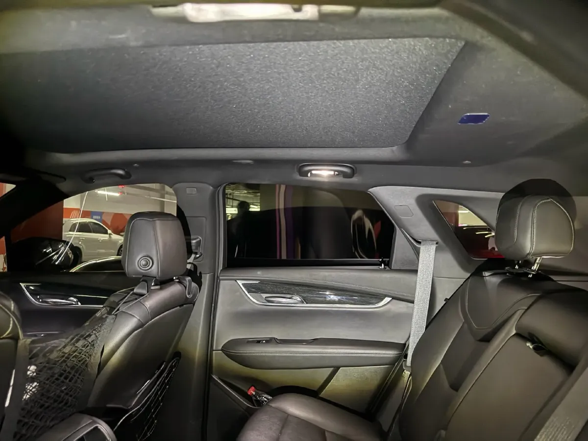 2021 Cadillac XT5 2.0T 237HP L4 9AT,autocango,china used car exporter,china ev exporter,chinese used car exporter,chinese used ev exporter