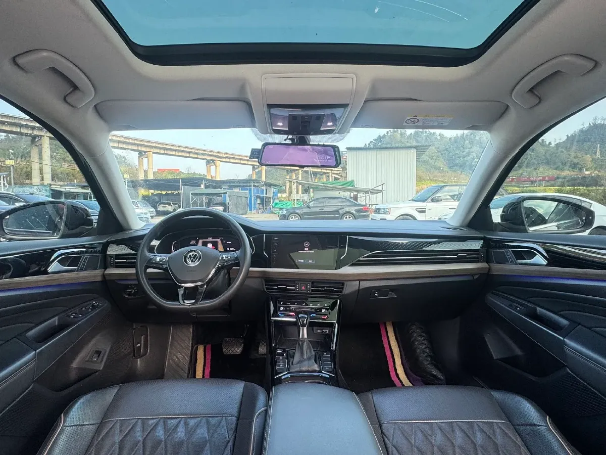 2021 Volkswagen Passat 2.0T 186HP L4 7DCT,autocango,china used car exporter,china ev exporter,chinese used car exporter,chinese used ev exporter