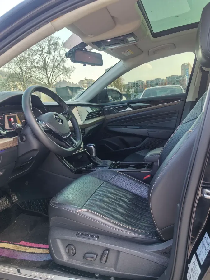 2021 Volkswagen Passat 2.0T 186HP L4 7DCT,autocango,china used car exporter,china ev exporter,chinese used car exporter,chinese used ev exporter