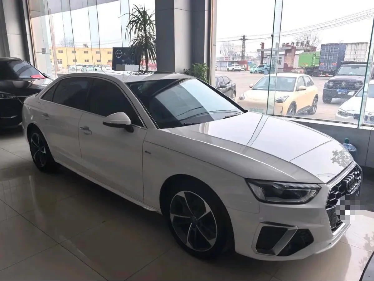 2020 Audi A4L 2.0T 190HP L4 7DCT,autocango,china used car exporter,china ev exporter,chinese used car exporter,chinese used ev exporter