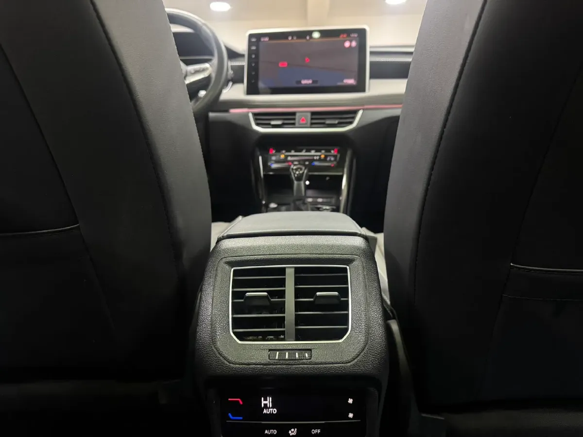 2022 Volkswagen Tayron 1.4T 150HP L4 7DCT,autocango,china used car exporter,china ev exporter,chinese used car exporter,chinese used ev exporter