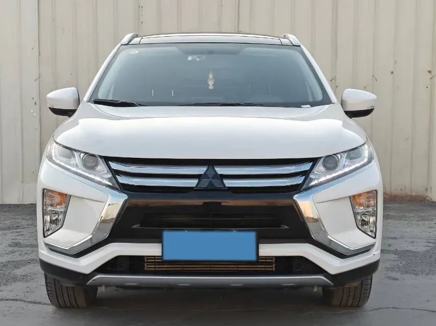 2021 Mitsubishi Eclipse Cross 1.5T 170HP L4 CVT,autocango,china used car exporter,china ev exporter,chinese used car exporter,chinese used ev exporter