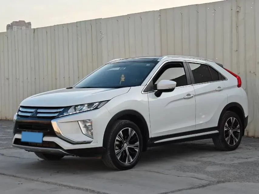 2021 Mitsubishi Eclipse Cross 1.5T 170HP L4 CVT,autocango,china used car exporter,china ev exporter,chinese used car exporter,chinese used ev exporter
