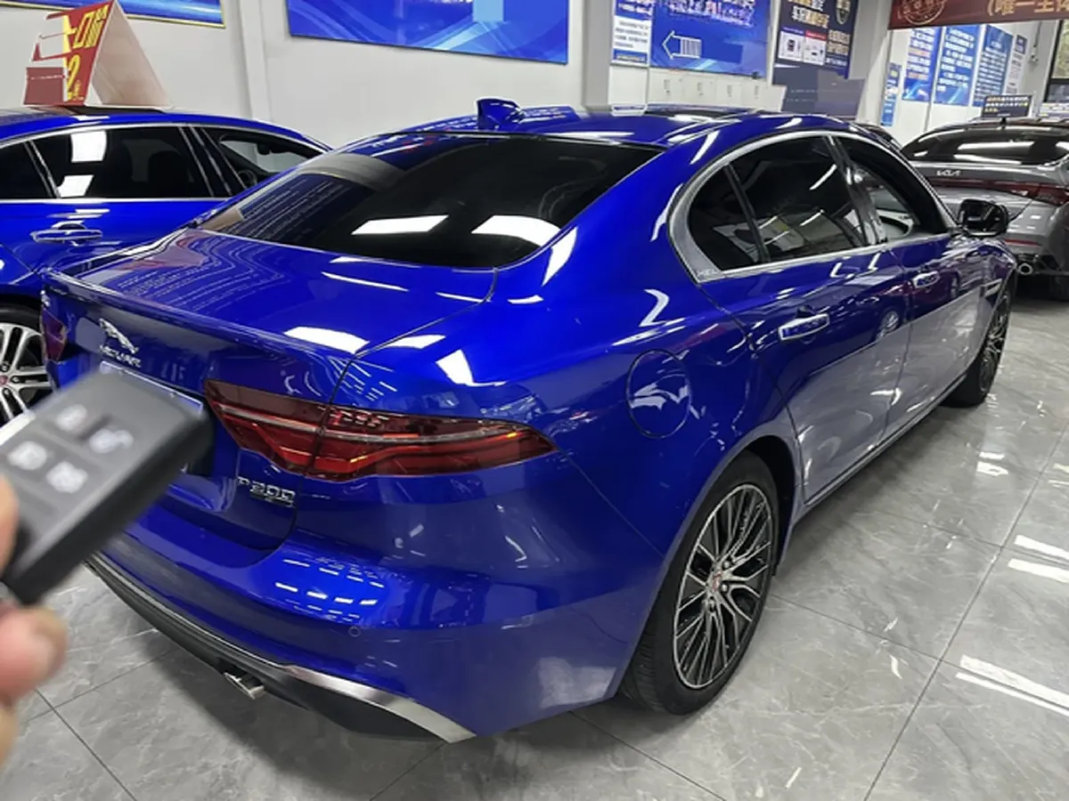2020 Jaguar XEL 2.0T 200HP L4 8AT,autocango,china used car exporter,china ev exporter,chinese used car exporter,chinese used ev exporter