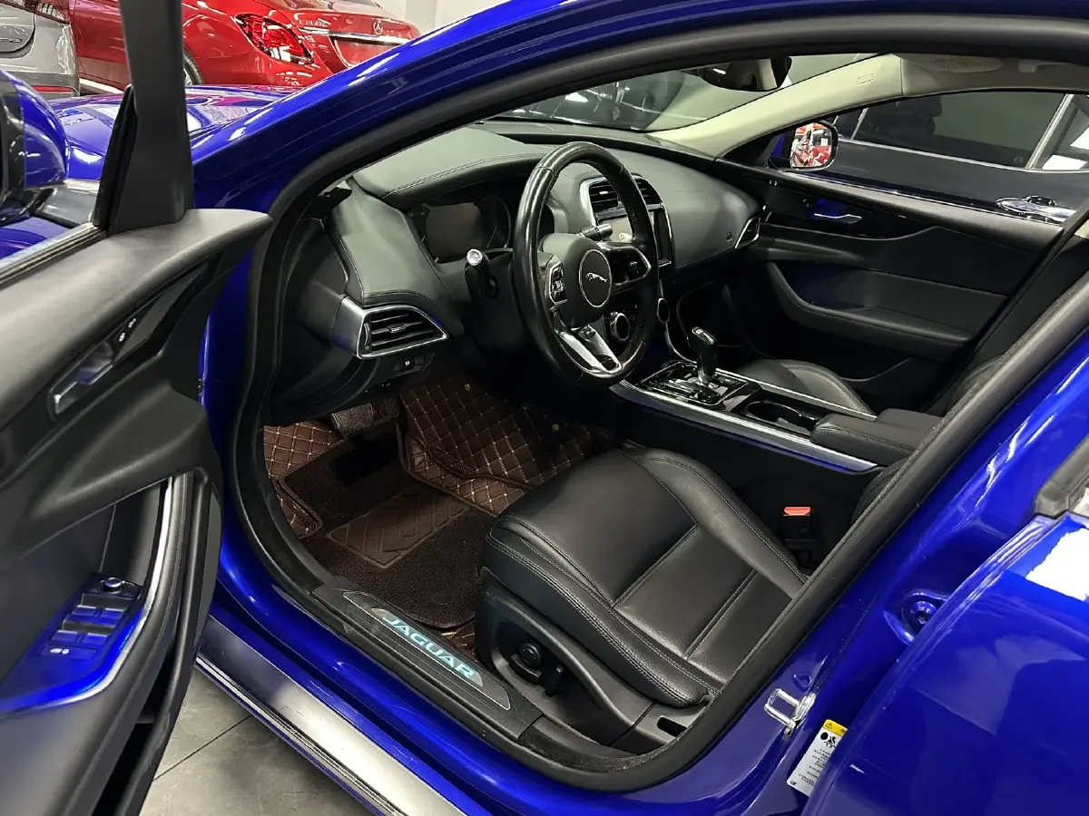 2020 Jaguar XEL 2.0T 200HP L4 8AT,autocango,china used car exporter,china ev exporter,chinese used car exporter,chinese used ev exporter