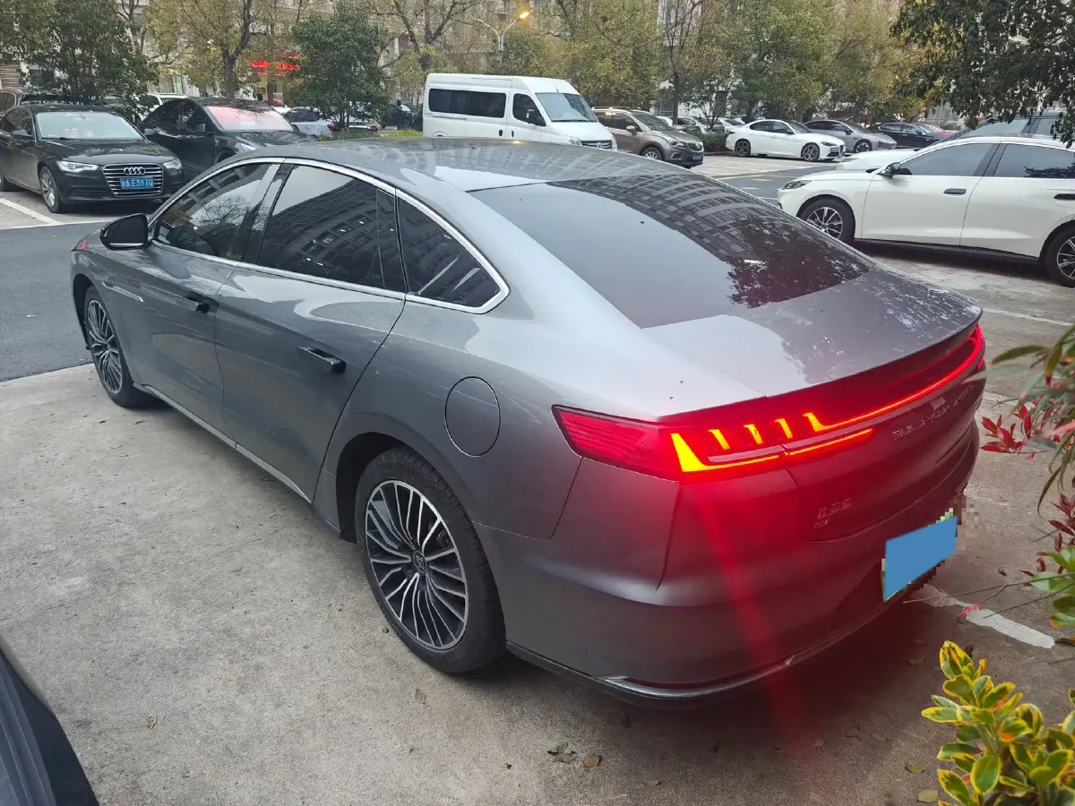 2020 WEY VV7 2.0T 227HP L4 7DCT PHEV,autocango,china used car exporter,china ev exporter,chinese used car exporter,chinese used ev exporter