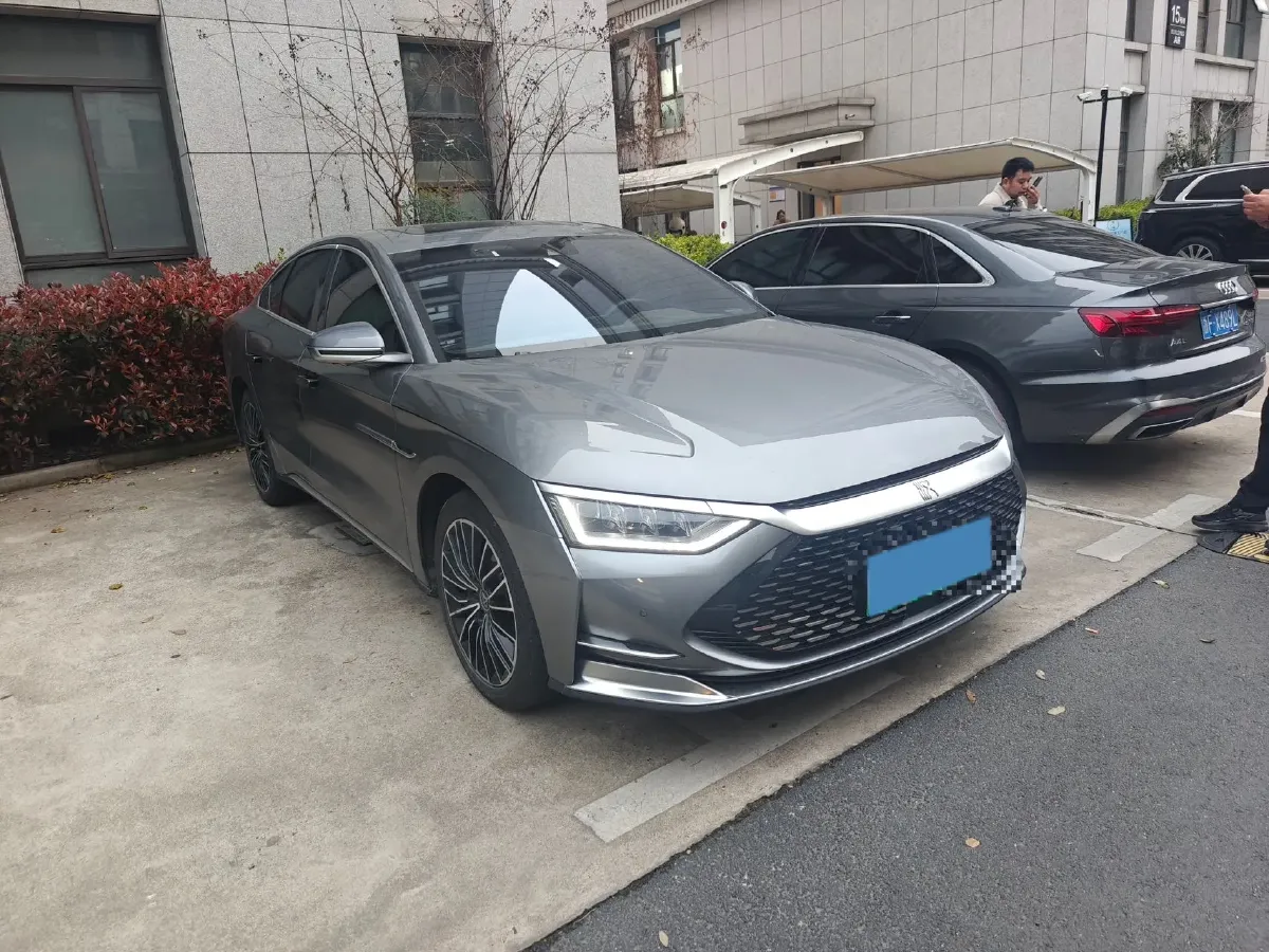 2020 WEY VV7 2.0T 227HP L4 7DCT PHEV,autocango,china used car exporter,china ev exporter,chinese used car exporter,chinese used ev exporter