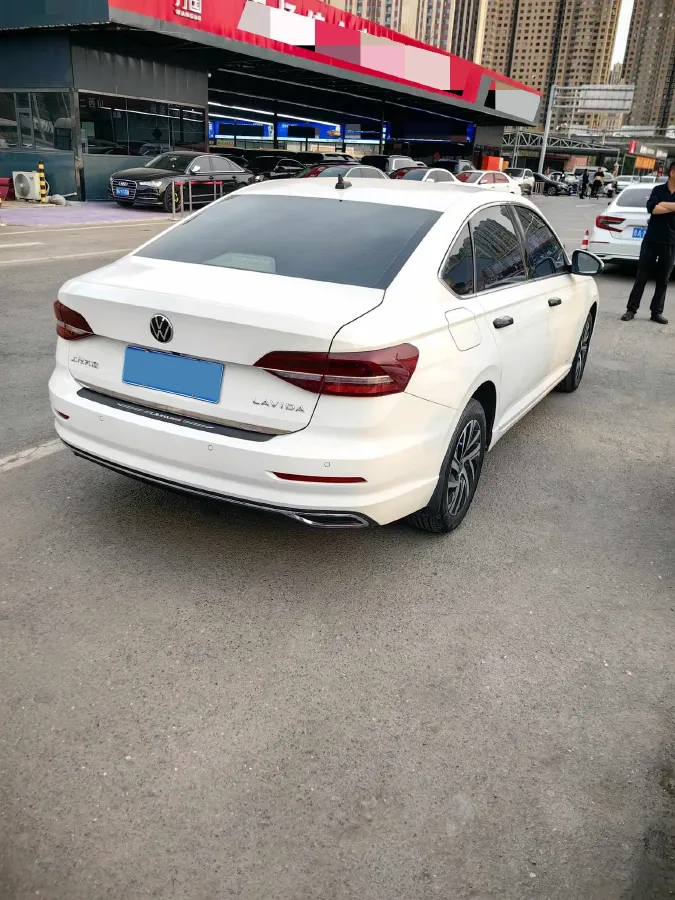 2022 Bestune B70 2.0T 224HP L4 6AT,autocango,china used car exporter,china ev exporter,chinese used car exporter,chinese used ev exporter