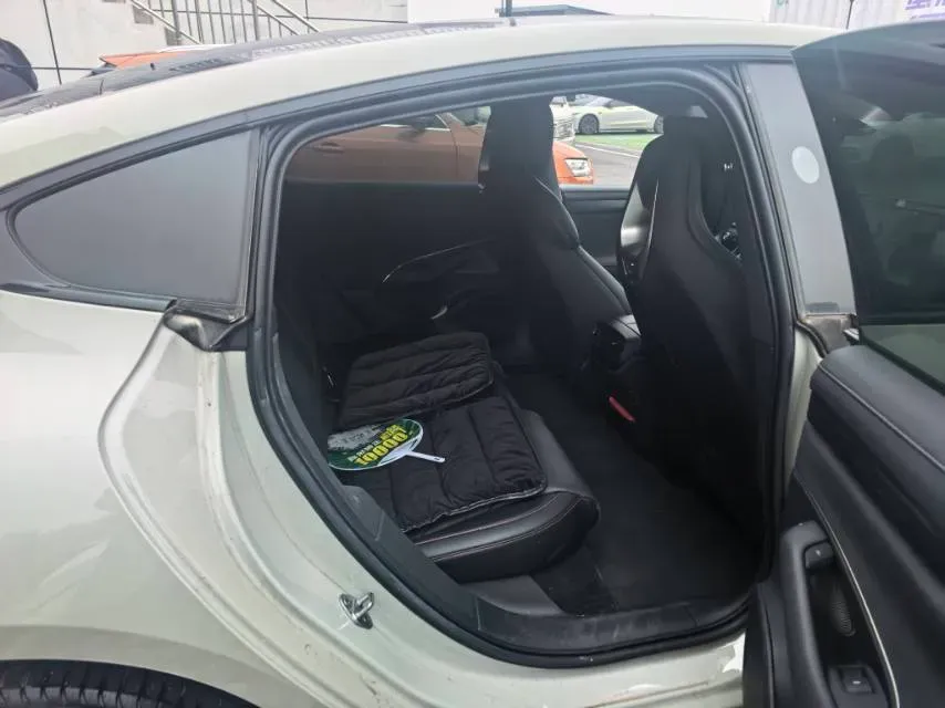 2024 MI SU7 BEV 73.6KWH,autocango,china used car exporter,china ev exporter,chinese used car exporter,chinese used ev exporter