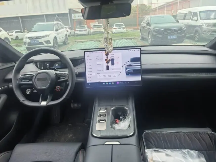 2024 MI SU7 BEV 73.6KWH,autocango,china used car exporter,china ev exporter,chinese used car exporter,chinese used ev exporter