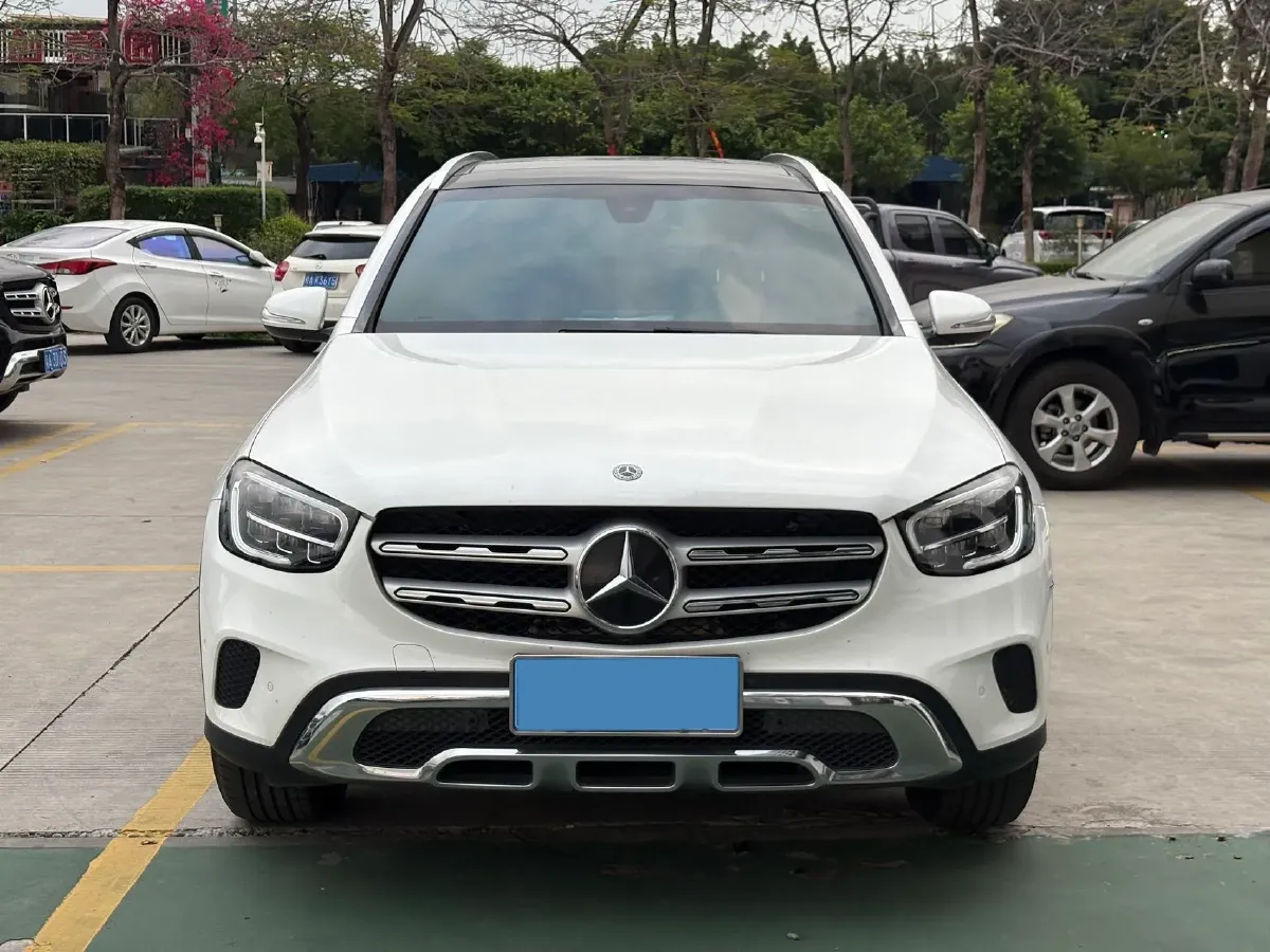 2020 Mercedes-Benz GLC Class 2.0T 197HP L4 9AT,autocango,china used car exporter,china ev exporter,chinese used car exporter,chinese used ev exporter
