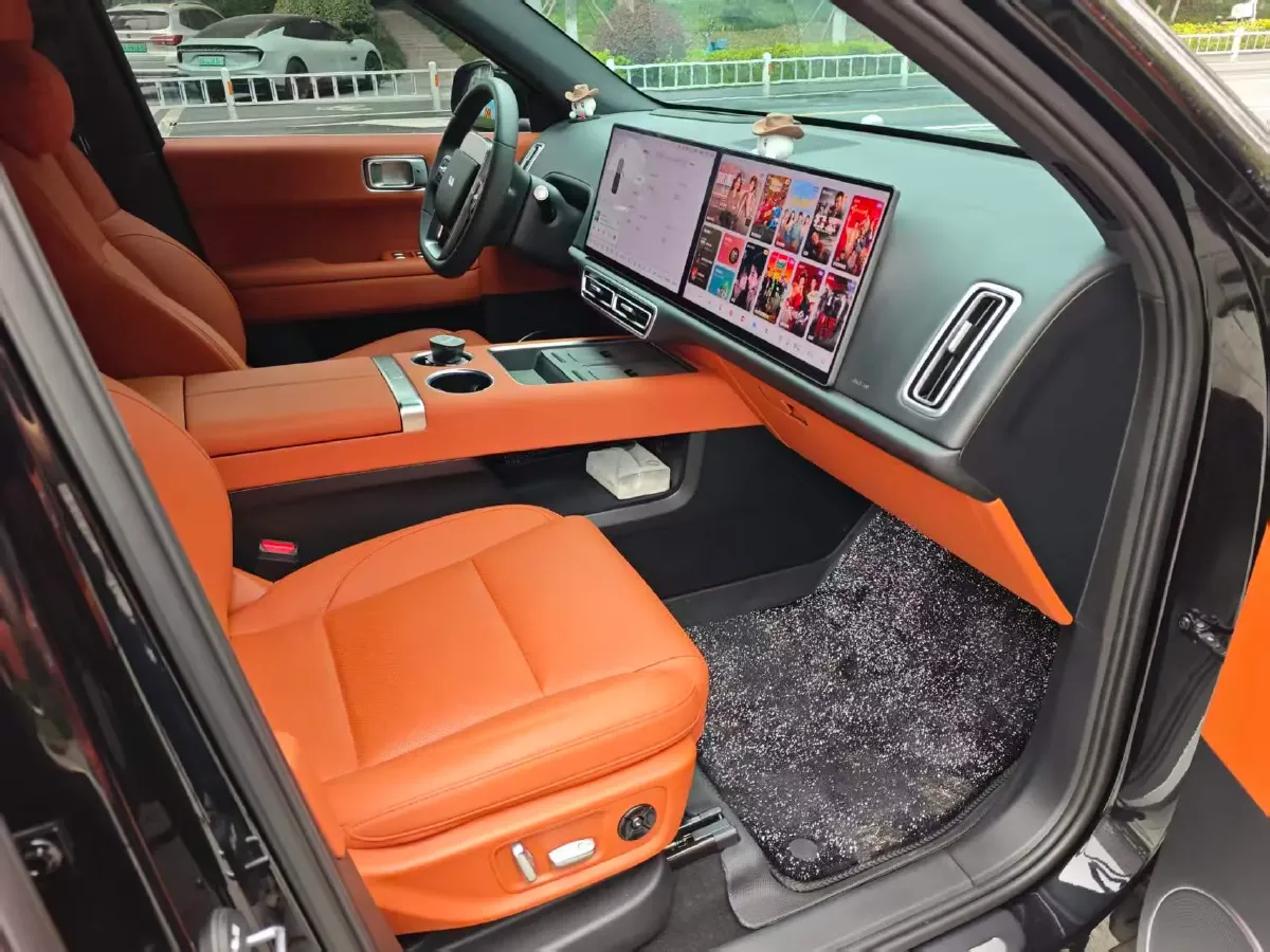 2025 Li L6 Range Extended 154HP L4 REEV,autocango,china used car exporter,china ev exporter,chinese used car exporter,chinese used ev exporter