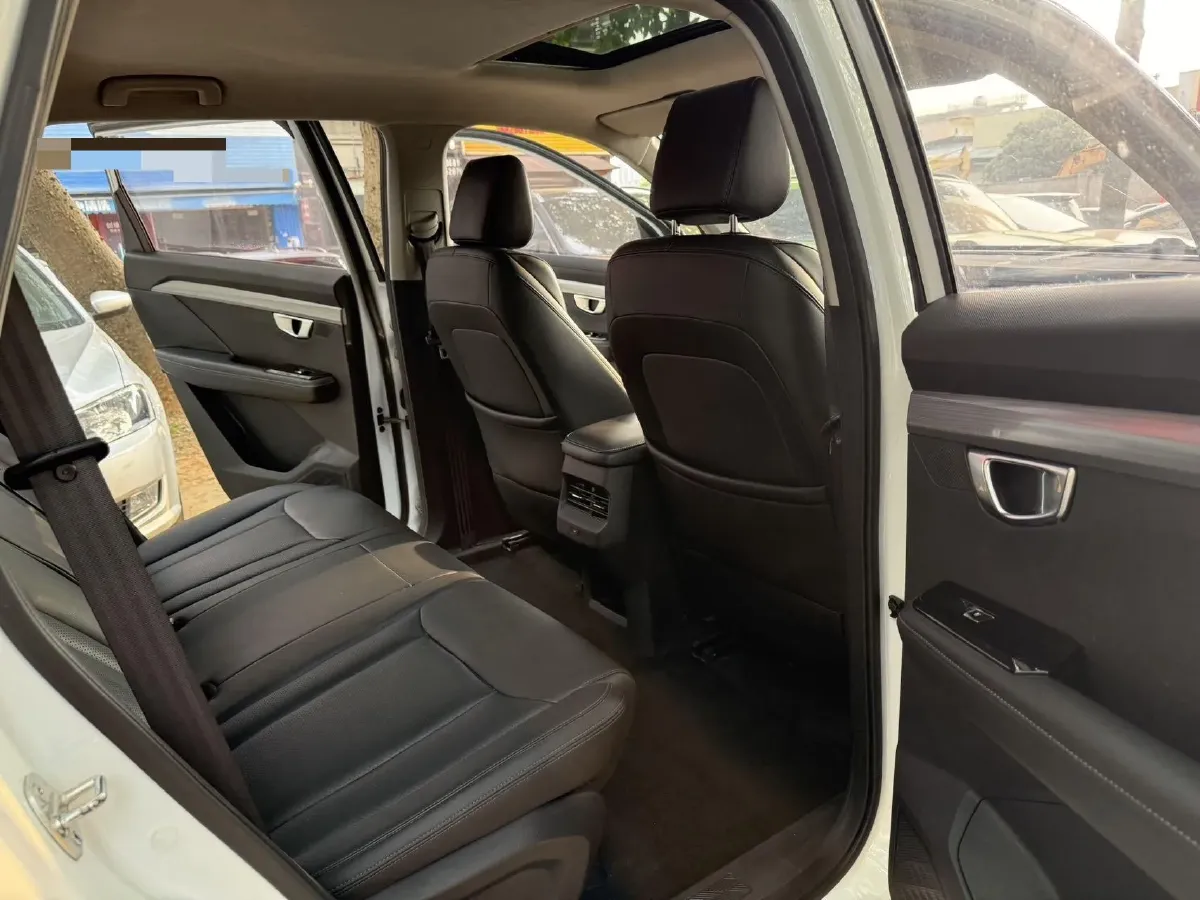 2021 WuLing XingChen 1.5T 147HP L4 CVT,autocango,china used car exporter,china ev exporter,chinese used car exporter,chinese used ev exporter