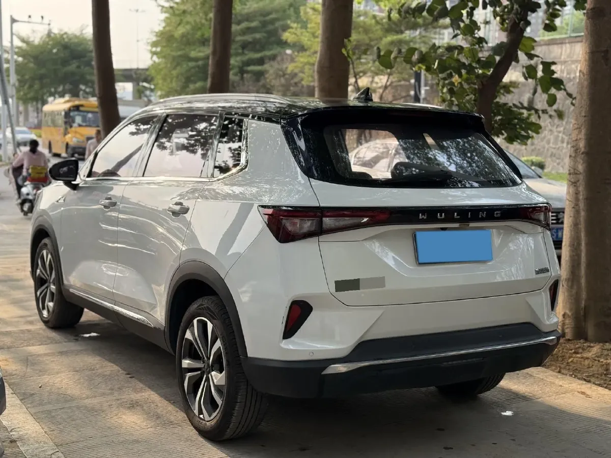 2021 WuLing XingChen 1.5T 147HP L4 CVT,autocango,china used car exporter,china ev exporter,chinese used car exporter,chinese used ev exporter
