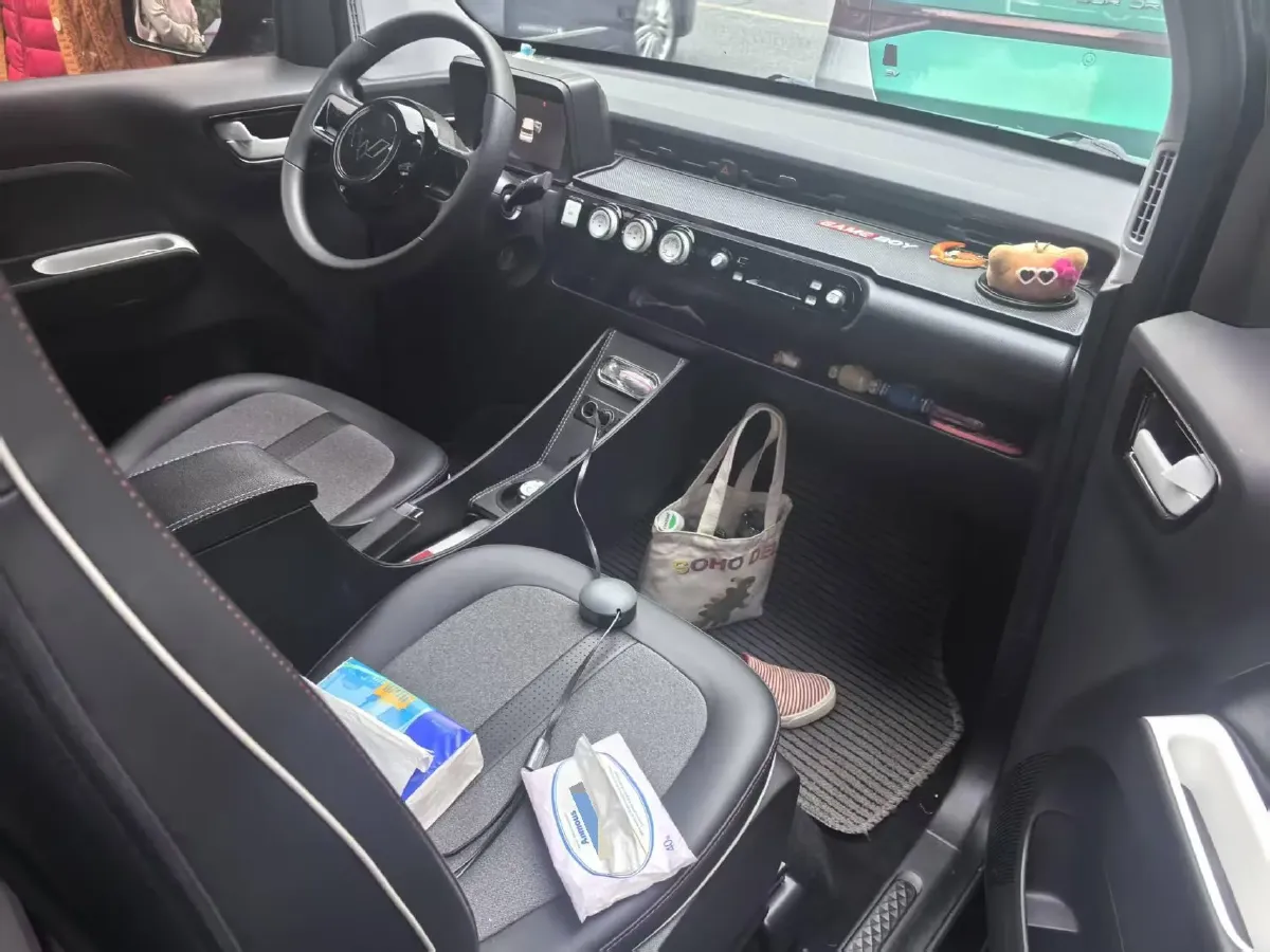 2022 WuLing HongGuang MINI EV BEV 26.5KWH,autocango,china used car exporter,china ev exporter,chinese used car exporter,chinese used ev exporter