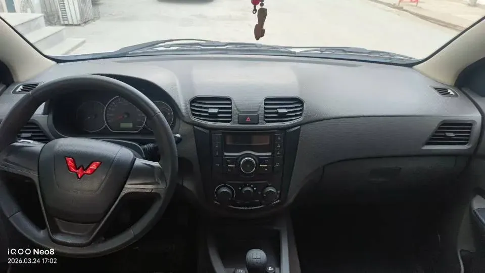 2019 WuLing HongGuang 1.5L 105HP L4 5MT,autocango,china used car exporter,china ev exporter,chinese used car exporter,chinese used ev exporter