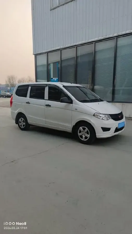 2019 WuLing HongGuang 1.5L 105HP L4 5MT,autocango,china used car exporter,china ev exporter,chinese used car exporter,chinese used ev exporter