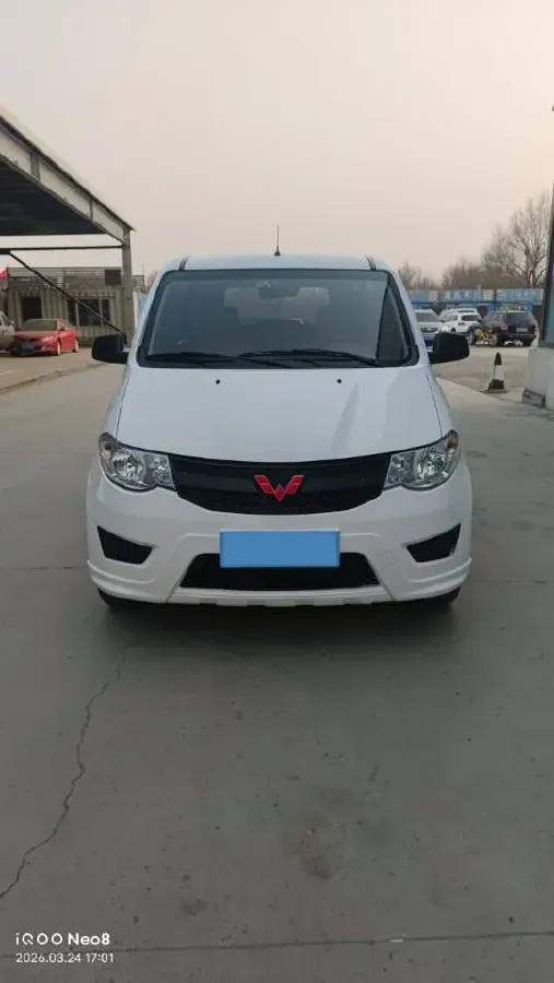 2019 WuLing HongGuang 1.5L 105HP L4 5MT,autocango,china used car exporter,china ev exporter,chinese used car exporter,chinese used ev exporter