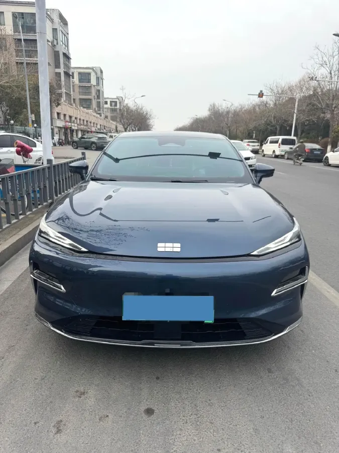 2025 Geely Galaxy Starshine 8 1.5T 163HP L4 3DHT PHEV 18.4KWH,autocango,china used car exporter,china ev exporter,chinese used car exporter,chinese used ev exporter