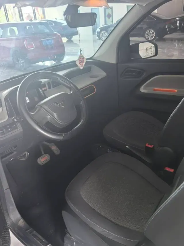 2022 WuLing HongGuang MINI EV BEV 13.9KWH,autocango,china used car exporter,china ev exporter,chinese used car exporter,chinese used ev exporter