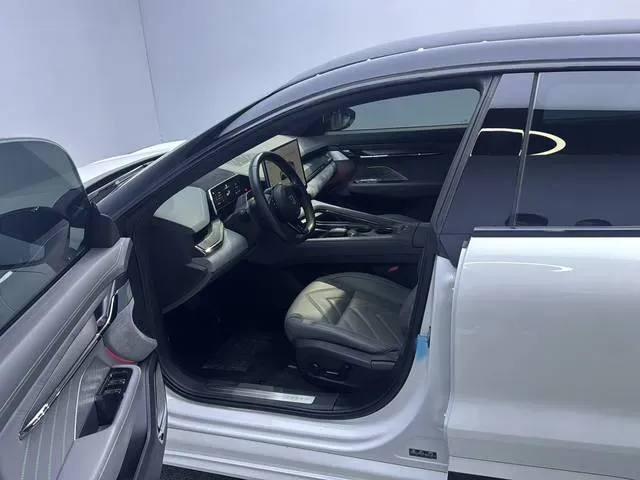 2023 Zeekr 001 BEV 86KWH,autocango,china used car exporter,china ev exporter,chinese used car exporter,chinese used ev exporter