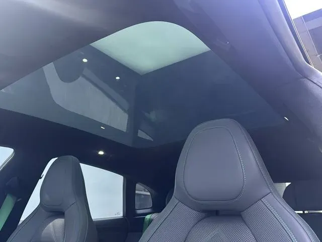 2023 Zeekr 001 BEV 86KWH,autocango,china used car exporter,china ev exporter,chinese used car exporter,chinese used ev exporter