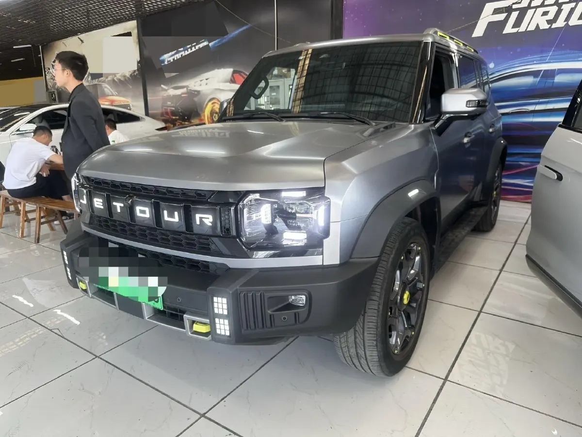 2024 Jetour ShanHai TravellerC-DM 1.5T 156HP L4 3DHT PHEV 43.24KWH,autocango,china used car exporter,china ev exporter,chinese used car exporter,chinese used ev exporter