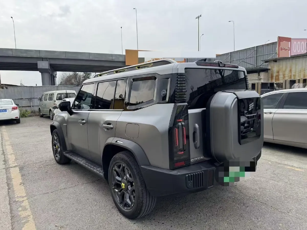 2024 Jetour ShanHai TravellerC-DM 1.5T 156HP L4 3DHT PHEV 43.24KWH,autocango,china used car exporter,china ev exporter,chinese used car exporter,chinese used ev exporter
