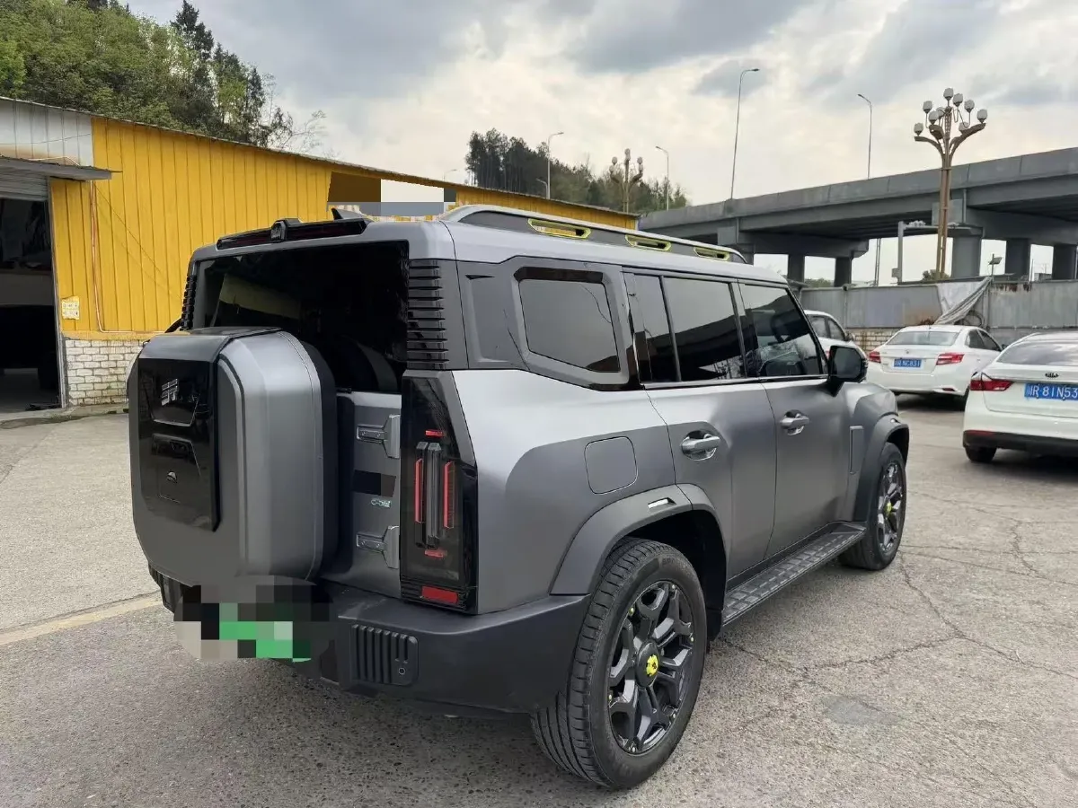 2024 Jetour ShanHai TravellerC-DM 1.5T 156HP L4 3DHT PHEV 43.24KWH,autocango,china used car exporter,china ev exporter,chinese used car exporter,chinese used ev exporter