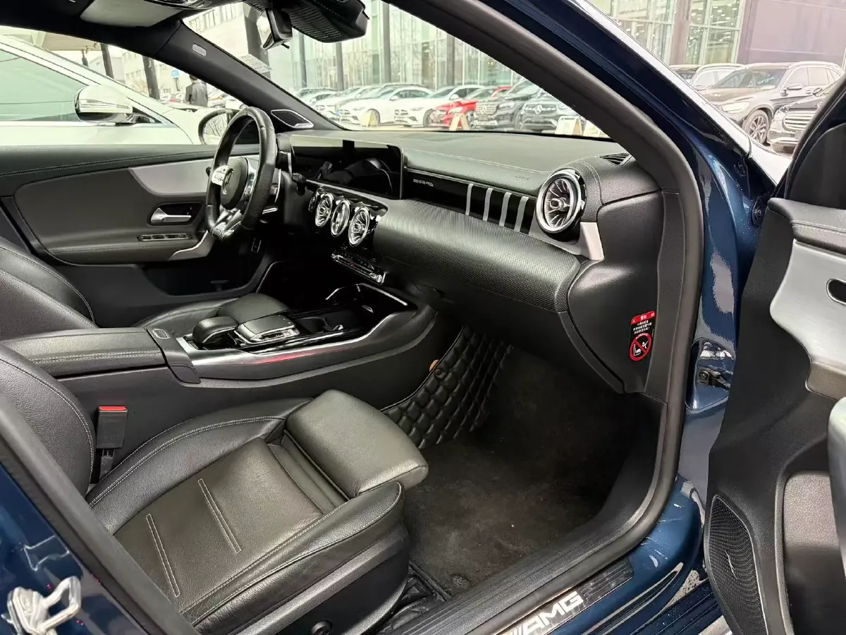 2019 Mercedes-Benz A AMG 2.0T 306HP L4 7DCT,autocango,china used car exporter,china ev exporter,chinese used car exporter,chinese used ev exporter