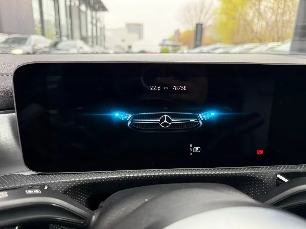 2019 Mercedes-Benz A AMG 2.0T 306HP L4 7DCT,autocango,china used car exporter,china ev exporter,chinese used car exporter,chinese used ev exporter