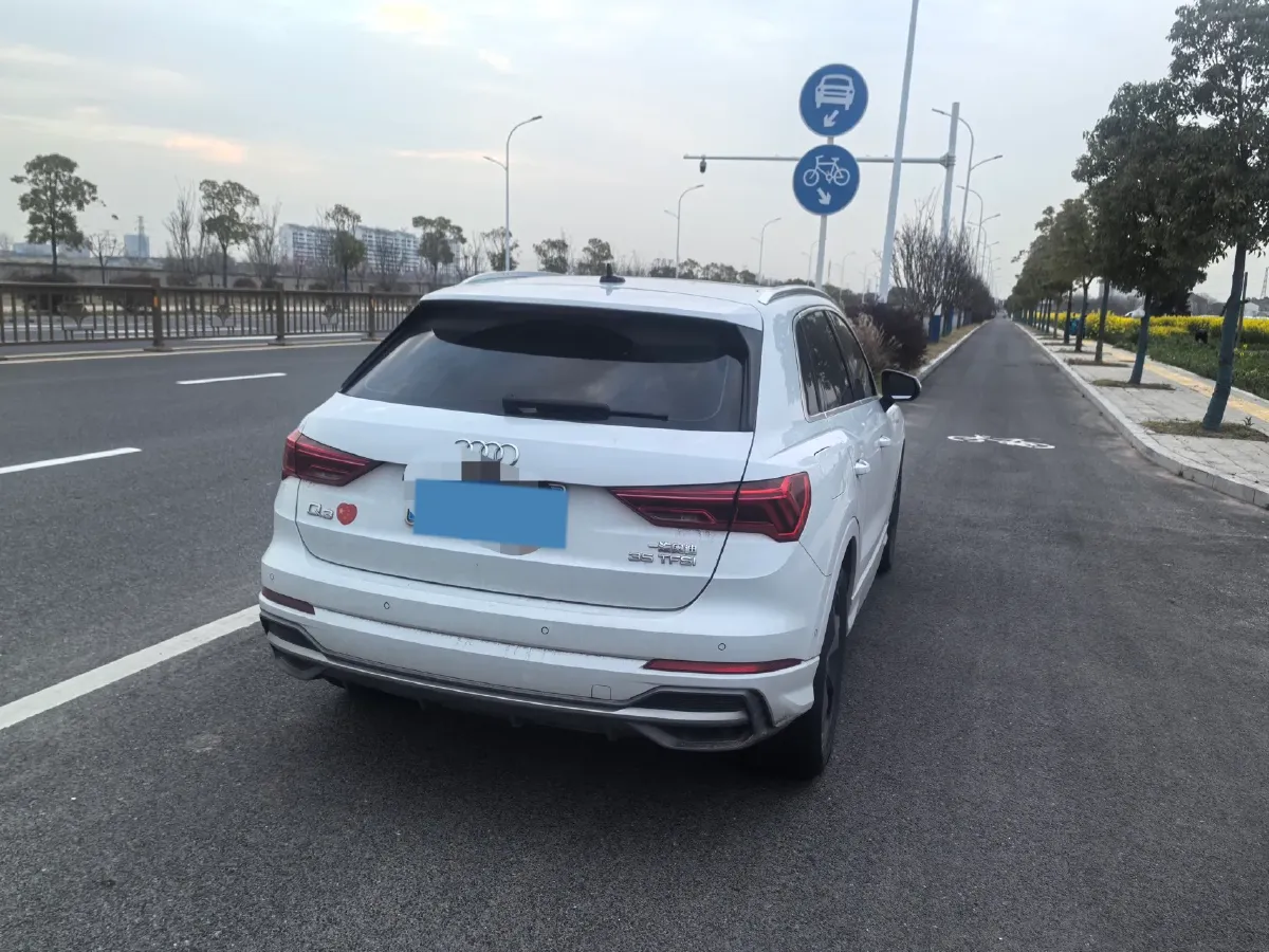 2022 Audi Q3 1.4T 150HP L4 7DCT,autocango,china used car exporter,china ev exporter,chinese used car exporter,chinese used ev exporter