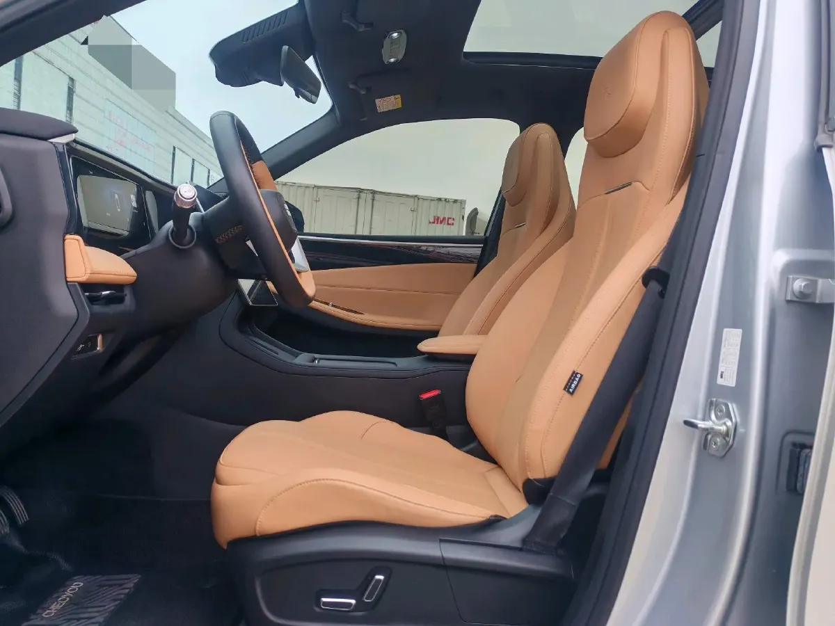 2024 Geely Galaxy L7 1.5T 163HP L4 3DHT PHEV 9.11KWH,autocango,china used car exporter,china ev exporter,chinese used car exporter,chinese used ev exporter