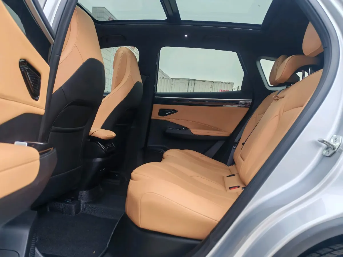 2024 Geely Galaxy L7 1.5T 163HP L4 3DHT PHEV 9.11KWH,autocango,china used car exporter,china ev exporter,chinese used car exporter,chinese used ev exporter
