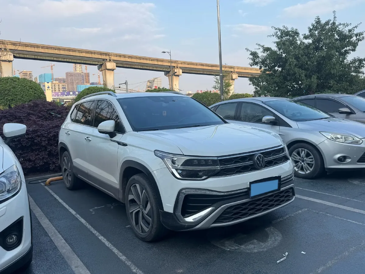 2023 Volkswagen Tharu 1.5T 160HP L4 7DCT,autocango,china used car exporter,china ev exporter,chinese used car exporter,chinese used ev exporter
