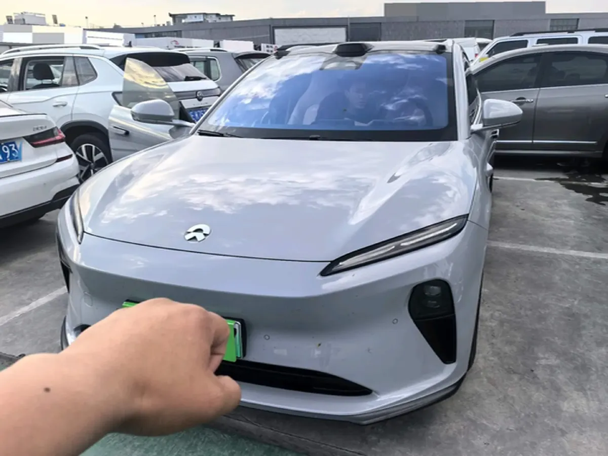 2024 NIO ET5T BEV 75KWH,autocango,china used car exporter,china ev exporter,chinese used car exporter,chinese used ev exporter