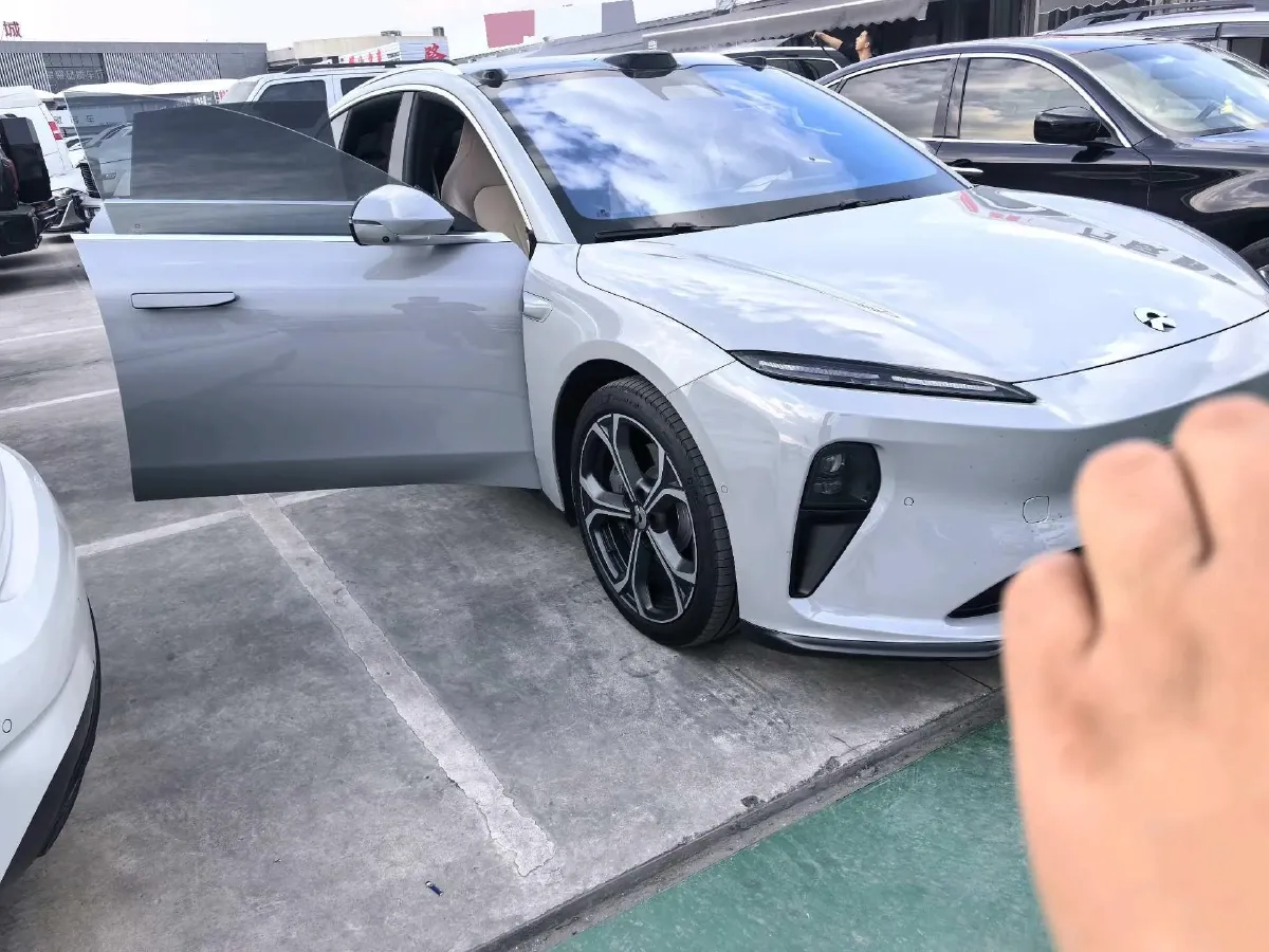 2024 NIO ET5T BEV 75KWH,autocango,china used car exporter,china ev exporter,chinese used car exporter,chinese used ev exporter