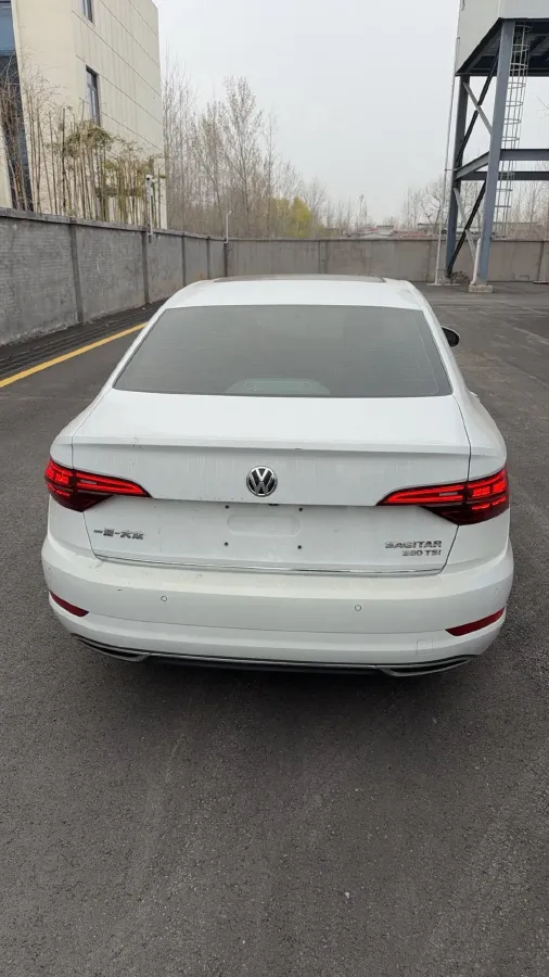 2019 Luxgen Grand 7 MPV 2.0T 188HP L4 6AT,autocango,china used car exporter,china ev exporter,chinese used car exporter,chinese used ev exporter