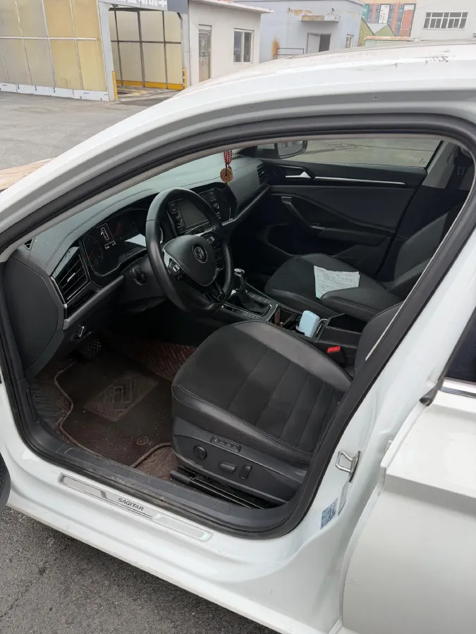 2019 Luxgen Grand 7 MPV 2.0T 188HP L4 6AT,autocango,china used car exporter,china ev exporter,chinese used car exporter,chinese used ev exporter