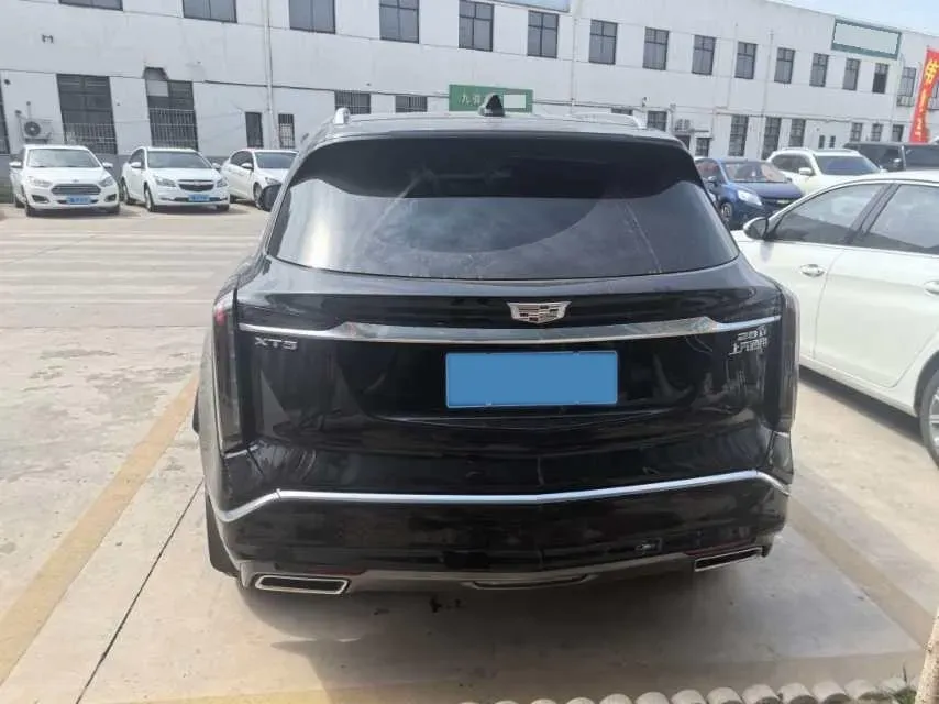 2026 Cadillac XT5 2.0T 237HP L4 9AT,autocango,china used car exporter,china ev exporter,chinese used car exporter,chinese used ev exporter