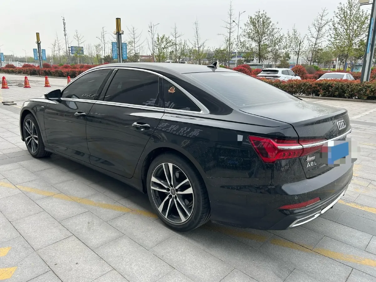 2019 Audi A6L 2.0T 190HP L4 7DCT,autocango,china used car exporter,china ev exporter,chinese used car exporter,chinese used ev exporter